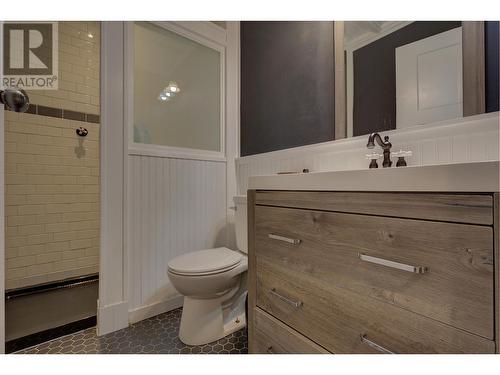 586 Roberts Drive, Williams Lake, BC - Indoor Photo Showing Bathroom