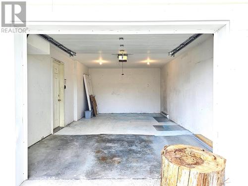 577 Harper Street, Prince George, BC - Indoor Photo Showing Garage