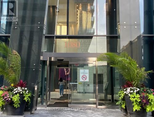 4407 - 1080 Bay Street, Toronto (Bay Street Corridor), ON - Outdoor