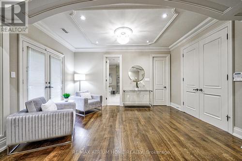 18 Heathcote Avenue, Toronto (St. Andrew-Windfields), ON - Indoor Photo Showing Other Room