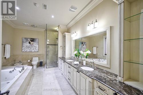 18 Heathcote Avenue, Toronto (St. Andrew-Windfields), ON - Indoor Photo Showing Bathroom