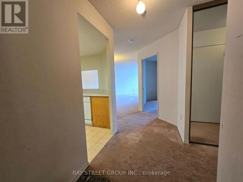 1609 - 300 Alton Towers Circle, Toronto (Milliken), ON - Indoor Photo Showing Other Room