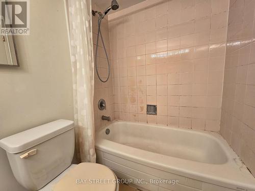 1609 - 300 Alton Towers Circle, Toronto (Milliken), ON - Indoor Photo Showing Bathroom