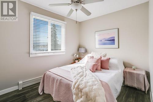 150 Scarboro Road Unit# 304, Kelowna, BC - Indoor Photo Showing Bedroom