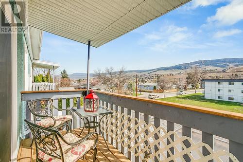 150 Scarboro Road Unit# 304, Kelowna, BC - Outdoor With View With Exterior