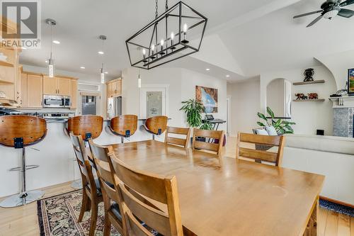 5035 Seon Crescent, Kelowna, BC - Indoor Photo Showing Dining Room