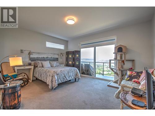 6640 Blackcomb Way, Vernon, BC - Indoor Photo Showing Bedroom