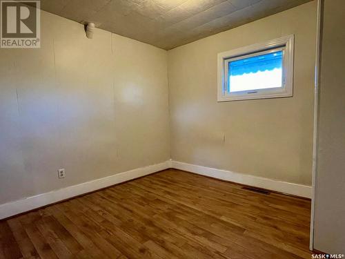 210 5Th Avenue E, Biggar, SK - Indoor Photo Showing Other Room