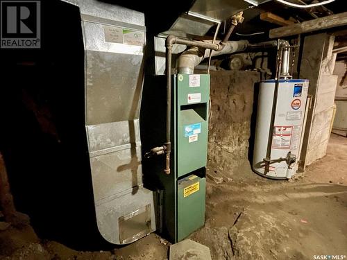 210 5Th Avenue E, Biggar, SK - Indoor Photo Showing Basement