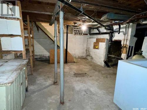 210 5Th Avenue E, Biggar, SK - Indoor Photo Showing Basement