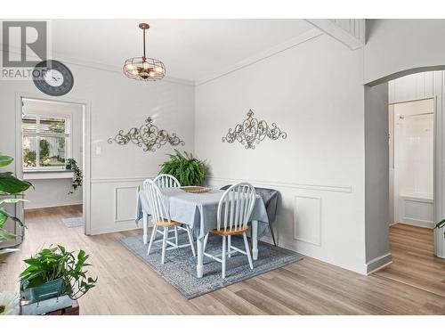 3103 21 Street, Vernon, BC - Indoor Photo Showing Dining Room