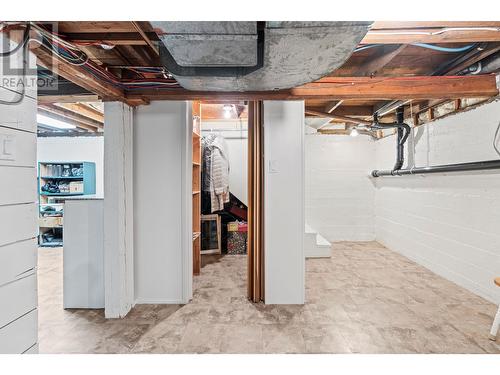 3103 21 Street, Vernon, BC - Indoor Photo Showing Basement