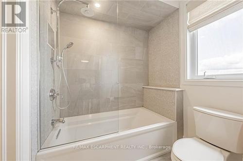 4 Middleport Road, Brant, ON - Indoor Photo Showing Bathroom