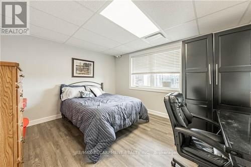 4 Middleport Road, Brant, ON - Indoor Photo Showing Bedroom