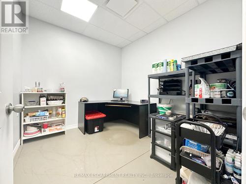 4 Middleport Road, Brant, ON - Indoor