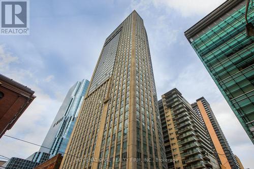 3303 - 210 Victoria Street, Toronto (Church-Yonge Corridor), ON - Outdoor With Facade