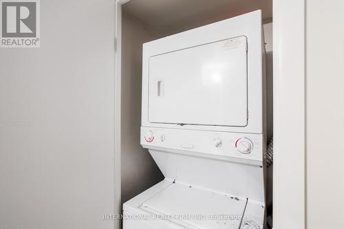 3303 - 210 Victoria Street, Toronto (Church-Yonge Corridor), ON - Indoor Photo Showing Laundry Room