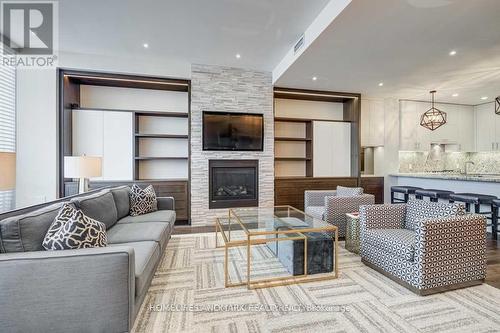 Th102 - 29 Queens Quay E, Toronto (Waterfront Communities), ON - Indoor Photo Showing Living Room With Fireplace