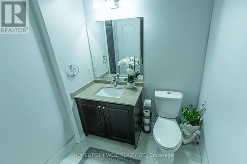 35 Zebra Trail, Brampton (Sandringham-Wellington), ON - Indoor Photo Showing Bathroom