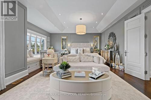 129 Endless Circle, Vaughan (Kleinburg), ON - Indoor Photo Showing Living Room