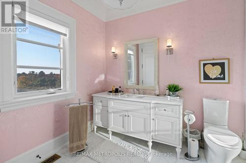 129 Endless Circle, Vaughan (Kleinburg), ON - Indoor Photo Showing Bathroom