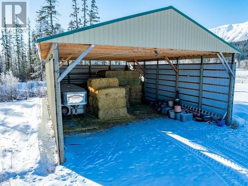 558 Anderson  Road, Golden, BC - Outdoor