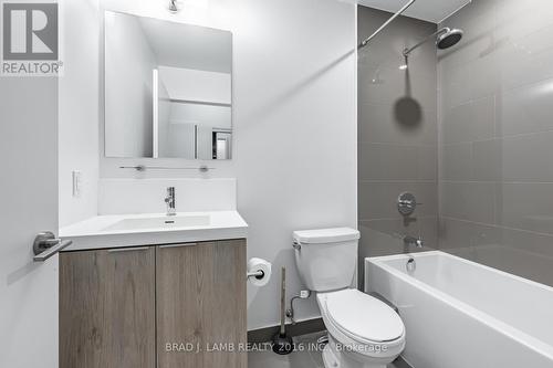 303 - 34 Tubman Avenue, Toronto (Regent Park), ON - Indoor Photo Showing Bathroom