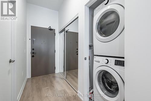 303 - 34 Tubman Avenue, Toronto (Regent Park), ON - Indoor Photo Showing Laundry Room