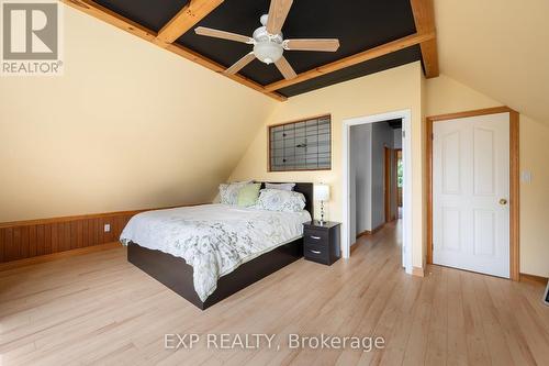 183 Lake Drive N, Georgina (Keswick North), ON - Indoor Photo Showing Bedroom