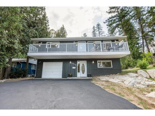 1419 Highland Drive, Castlegar, BC - Outdoor