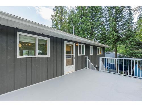 1419 Highland Drive, Castlegar, BC - Outdoor With Exterior