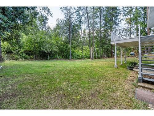 1419 Highland Drive, Castlegar, BC - Outdoor