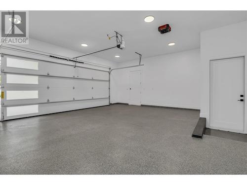 4630 Mcclure Road, Kelowna, BC - Indoor Photo Showing Garage