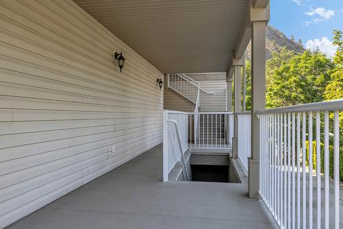 101-2733 Riffington Place, West Kelowna, BC - Outdoor With Exterior