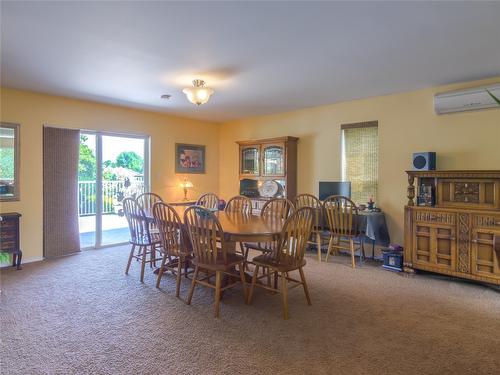 238 Park Rill Road, Oliver, BC - Indoor Photo Showing Dining Room