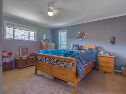 238 Park Rill Road, Oliver, BC - Indoor Photo Showing Bedroom