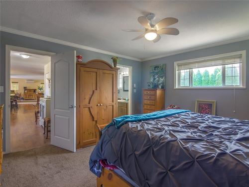 238 Park Rill Road, Oliver, BC - Indoor Photo Showing Bedroom