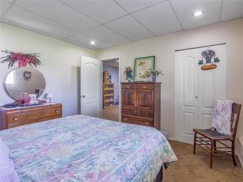 238 Park Rill Road, Oliver, BC - Indoor Photo Showing Bedroom