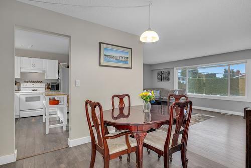 2612 Applewood Road, West Kelowna, BC - Indoor Photo Showing Dining Room