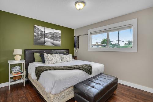 2612 Applewood Road, West Kelowna, BC - Indoor Photo Showing Bedroom