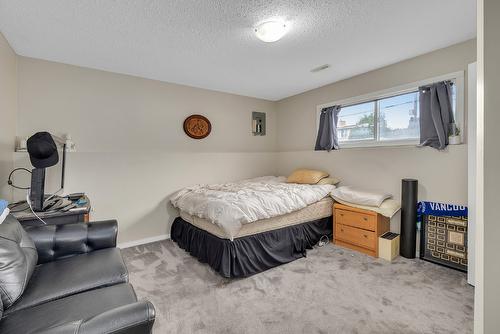 2612 Applewood Road, West Kelowna, BC - Indoor Photo Showing Bedroom