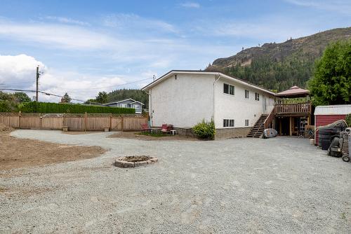 2612 Applewood Road, West Kelowna, BC - Outdoor