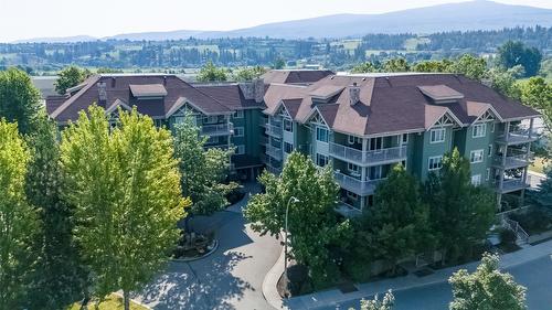 210-686 Lequime Road, Kelowna, BC - Outdoor With View