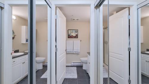 210-686 Lequime Road, Kelowna, BC - Indoor Photo Showing Bathroom