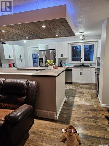 305 2Nd Street, Duck Lake, SK - Indoor Photo Showing Kitchen