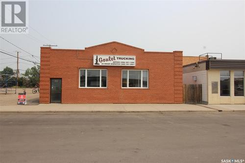 322 Centre Street, Shaunavon, SK 