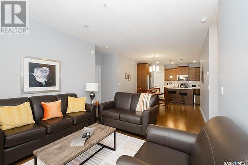 506 2055 Rose Street, Regina, SK - Indoor Photo Showing Living Room