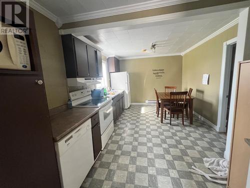 43 Tavernors Road, Bay De Verde, NL - Indoor Photo Showing Kitchen