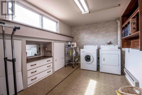 1090 Indian Meal Line, Portugal Cove St. Phillips, NL - Indoor Photo Showing Laundry Room