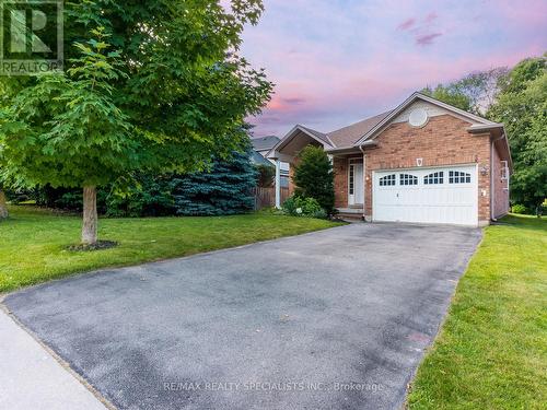 9 Putney Road, Caledon (Caledon East), ON - Outdoor